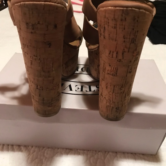 cork heels ☄️☄️ - Picture 3 of 3